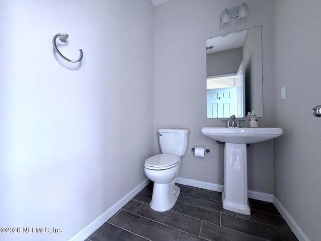 Building Photo - 12835 Josslyn Ln