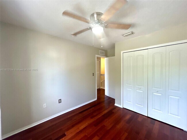 Building Photo - 3036 SE 15th Ave