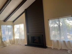 Building Photo - 5045 Maytime Ln
