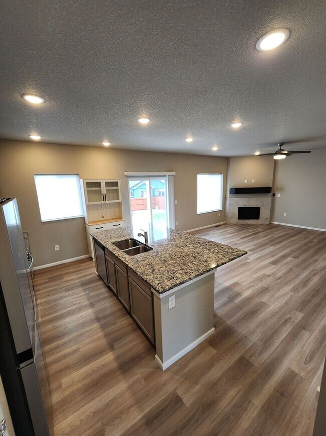 Building Photo - Beautiful Home in Meridian Ranch