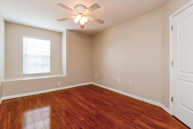 Building Photo - 609 Sunset Beach Ct