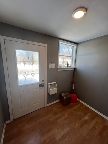 Mud room view - 1748 Sheridan Ave