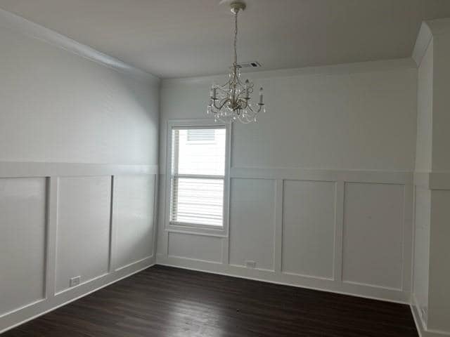 Building Photo - 229 Hickory Chase