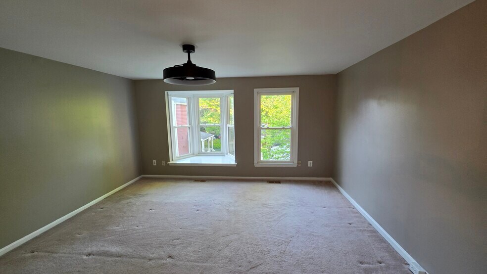 Building Photo - 1775 Whisperhill Dr