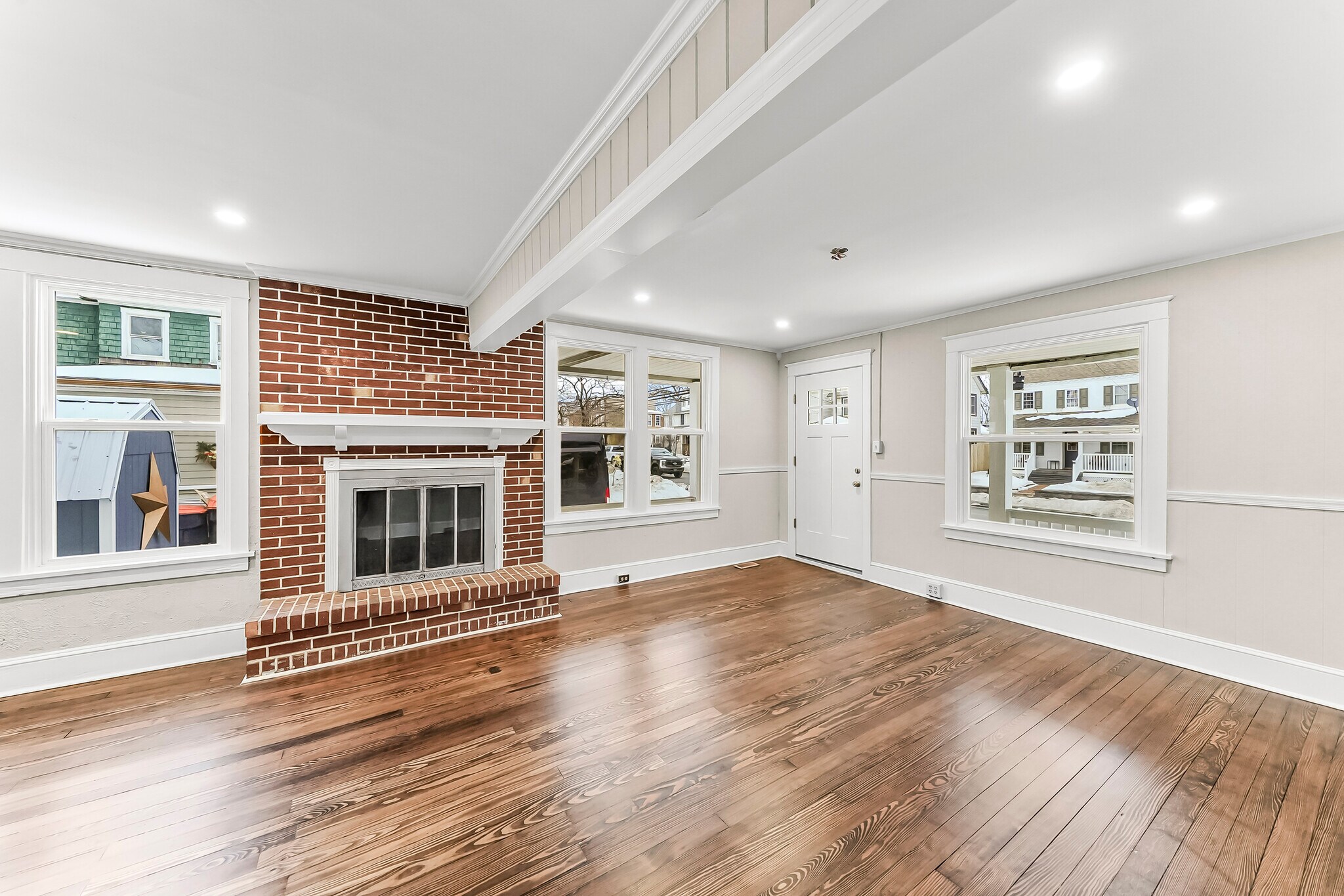 Building Photo - 640 Market St