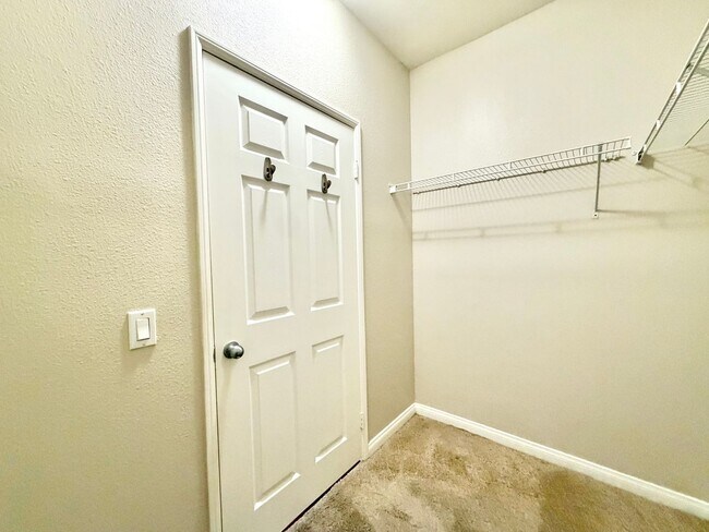 Building Photo - Stylish 2 Bedroom 2 Bathroom 1 Car Garage with Resort Style Amenities in Prime Temecula Location