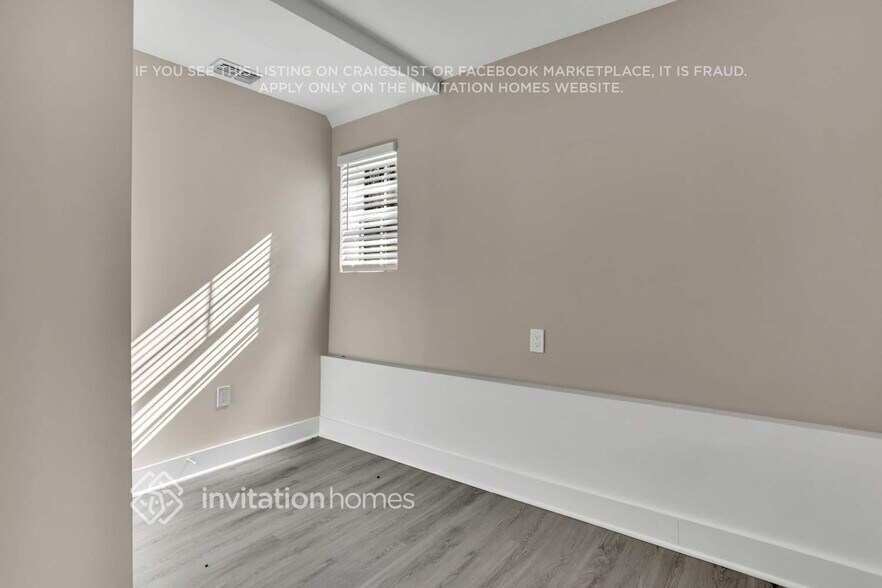 Building Photo - 2865 Exeter Pl