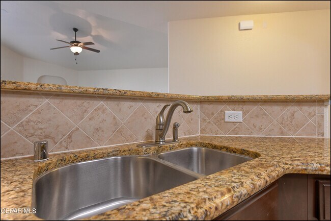 Building Photo - 14319 Owl Point Ave