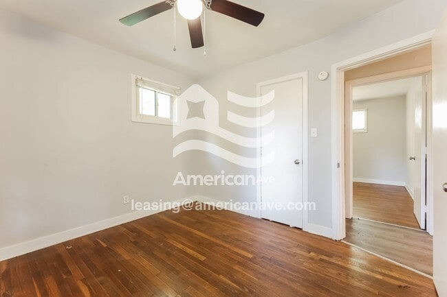 Building Photo - 606 Fleetwood Cir