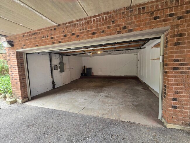 Building Photo - 1111 S Waukegan Rd