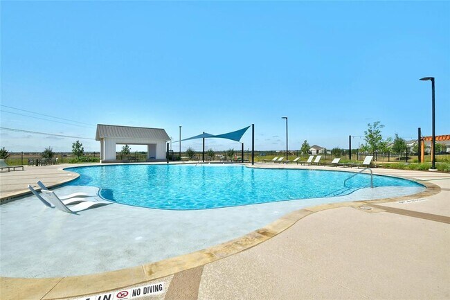 Building Photo - 159 Chesterfield Dr