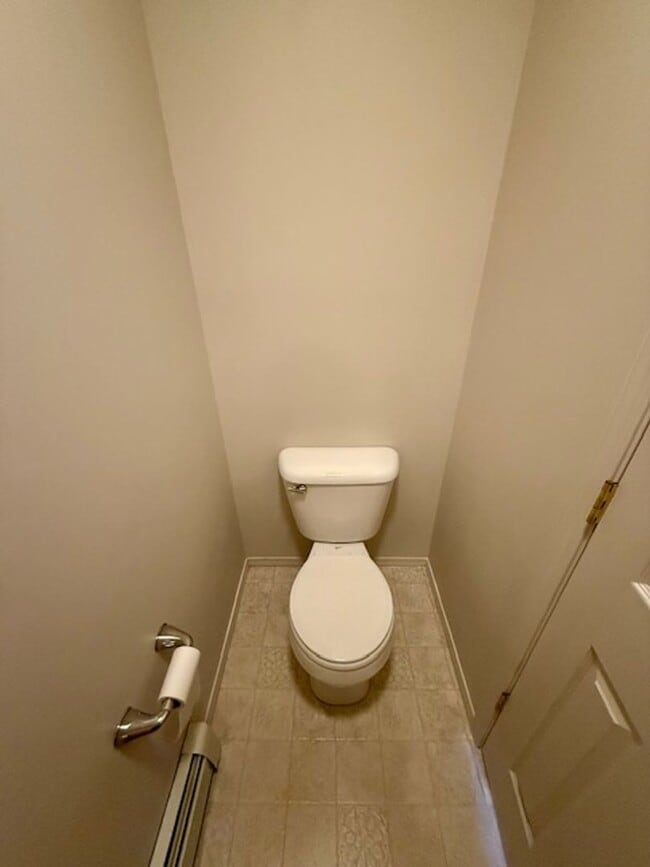 Building Photo - 3 Bedroom, 2.5 Bathroom Townhouse; Short Drive to MSU Campus