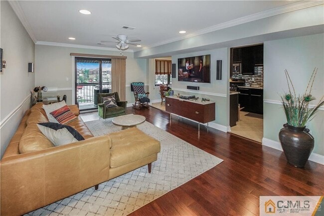 Building Photo - 1611 Raspberry Ct
