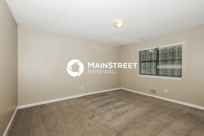 Building Photo - 3 Bedroom Pet-Friendly Home in Jonesboro, GA with Main Street Renewal