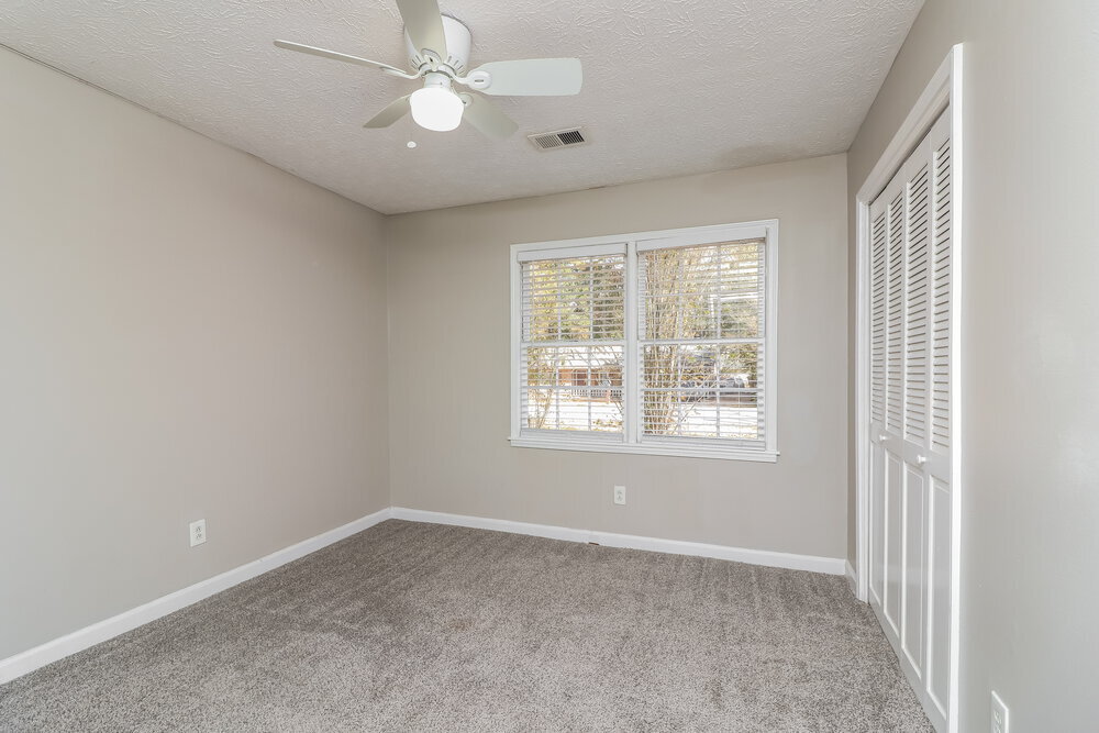 Building Photo - 3866 Misty Bleau Dr