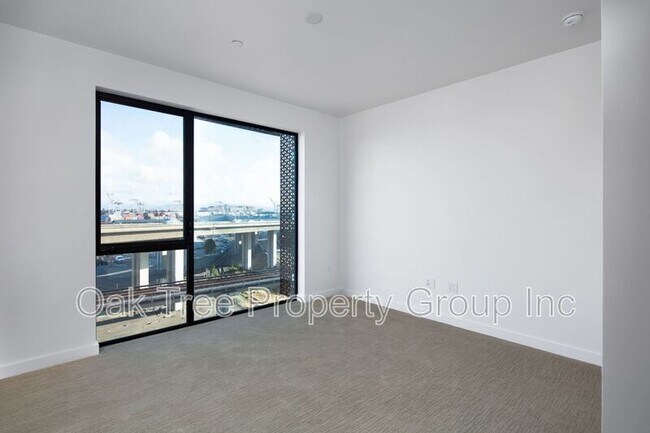 Building Photo - 532 Union St