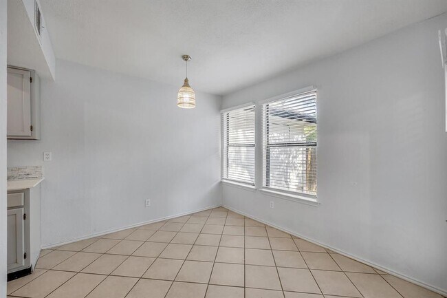 Building Photo - 8102 Tuscarora Trail