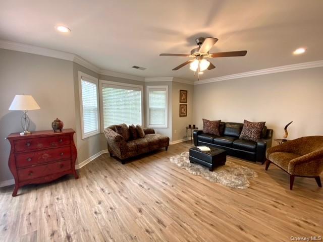 Building Photo - 327 Adams Way