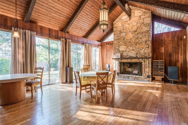 Primary Photo - 46 Ivy Dr