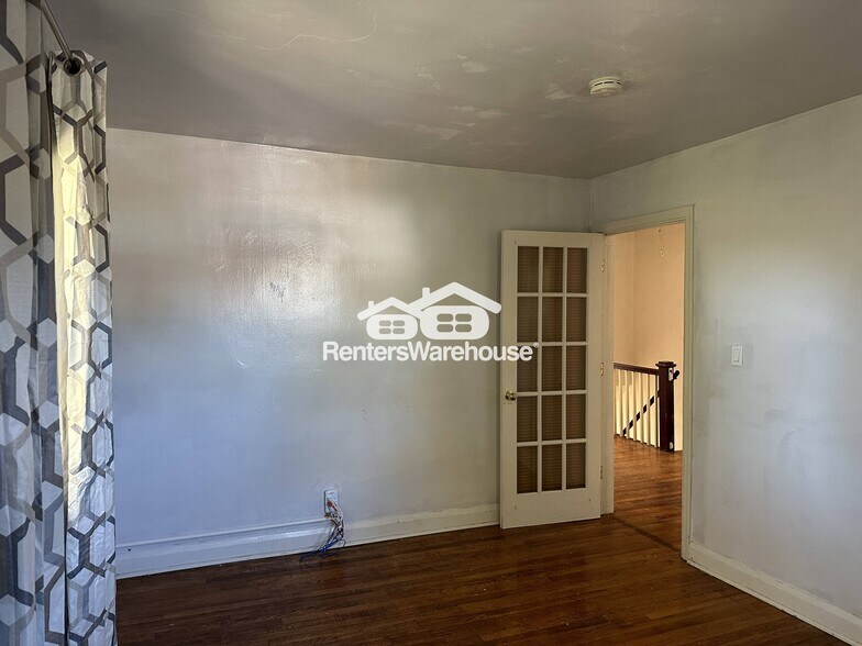 Building Photo - 1014 Dartmouth Rd