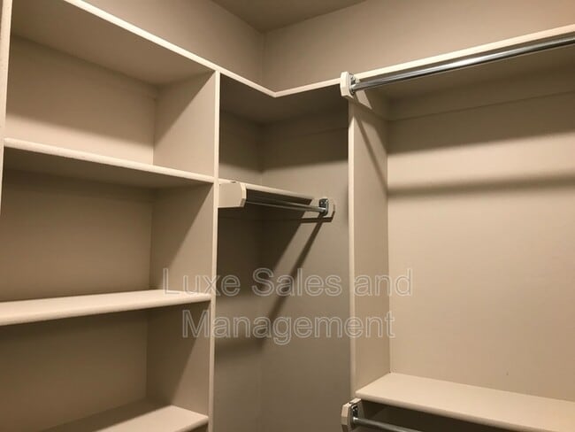 Building Photo - 1421 MacAlpine St