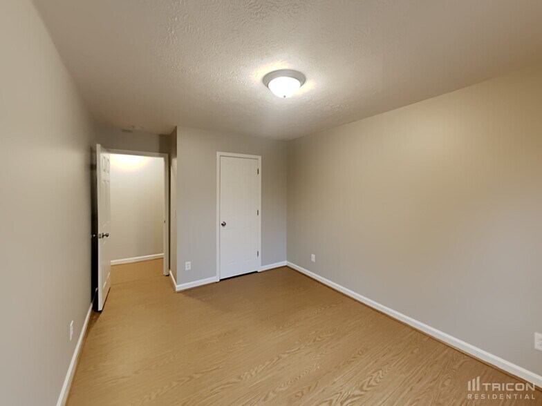 Building Photo - 712 Paige Ct