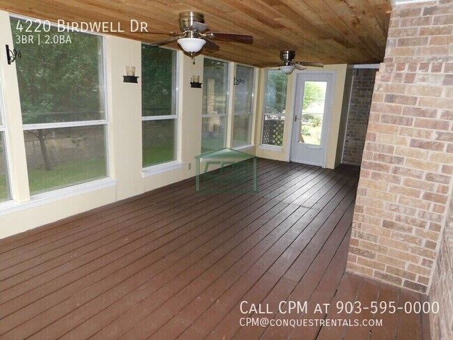 Building Photo - 4220 Birdwell Dr