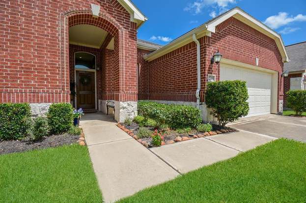 Building Photo - 2715 Farlow Ln