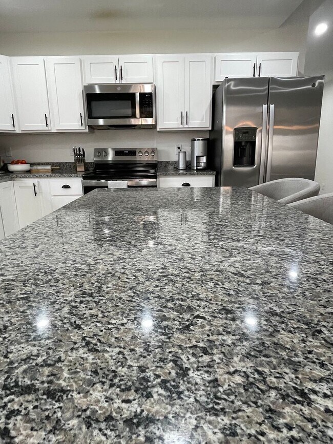 Building Photo - Built in 2025 3 Bed 2 Bath FOR RENT