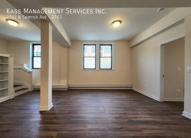Building Photo - 2763 N Sawyer Ave