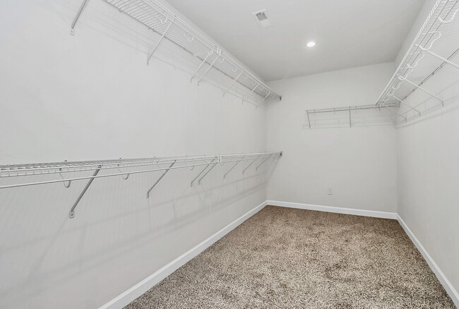 Building Photo - 8315 Flint Hill Dr
