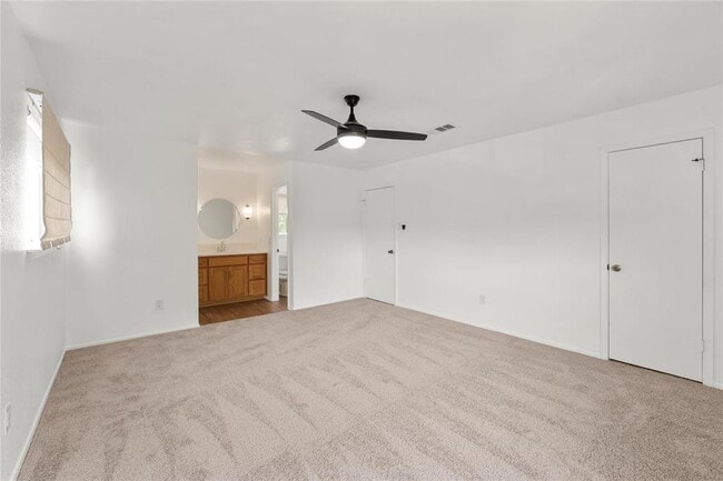 Building Photo - 7602 Banpass Ln