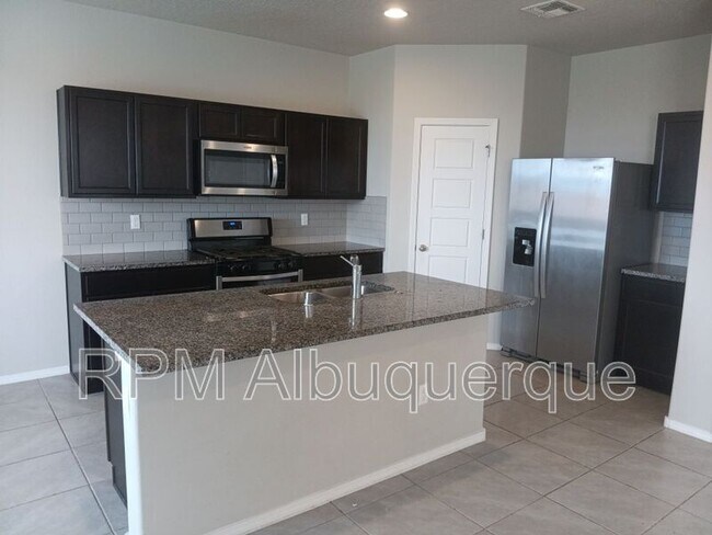 Building Photo - 4863 Blackburn Rd NE