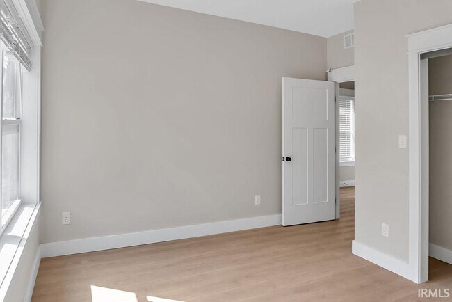 Building Photo - 717 S Henderson St