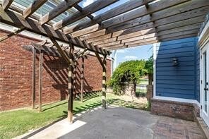 Building Photo - 571 N Rupple Rd