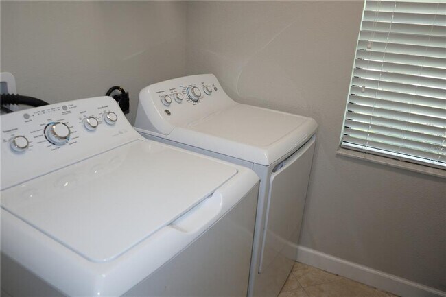 Building Photo - 12311 Ballentrae Forest Dr