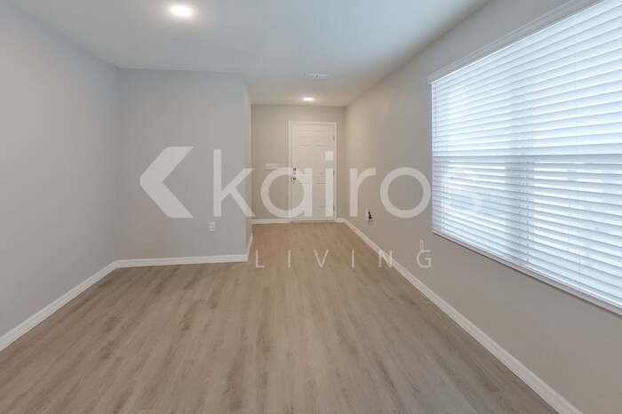 Building Photo - 8684 SW 44th Ct