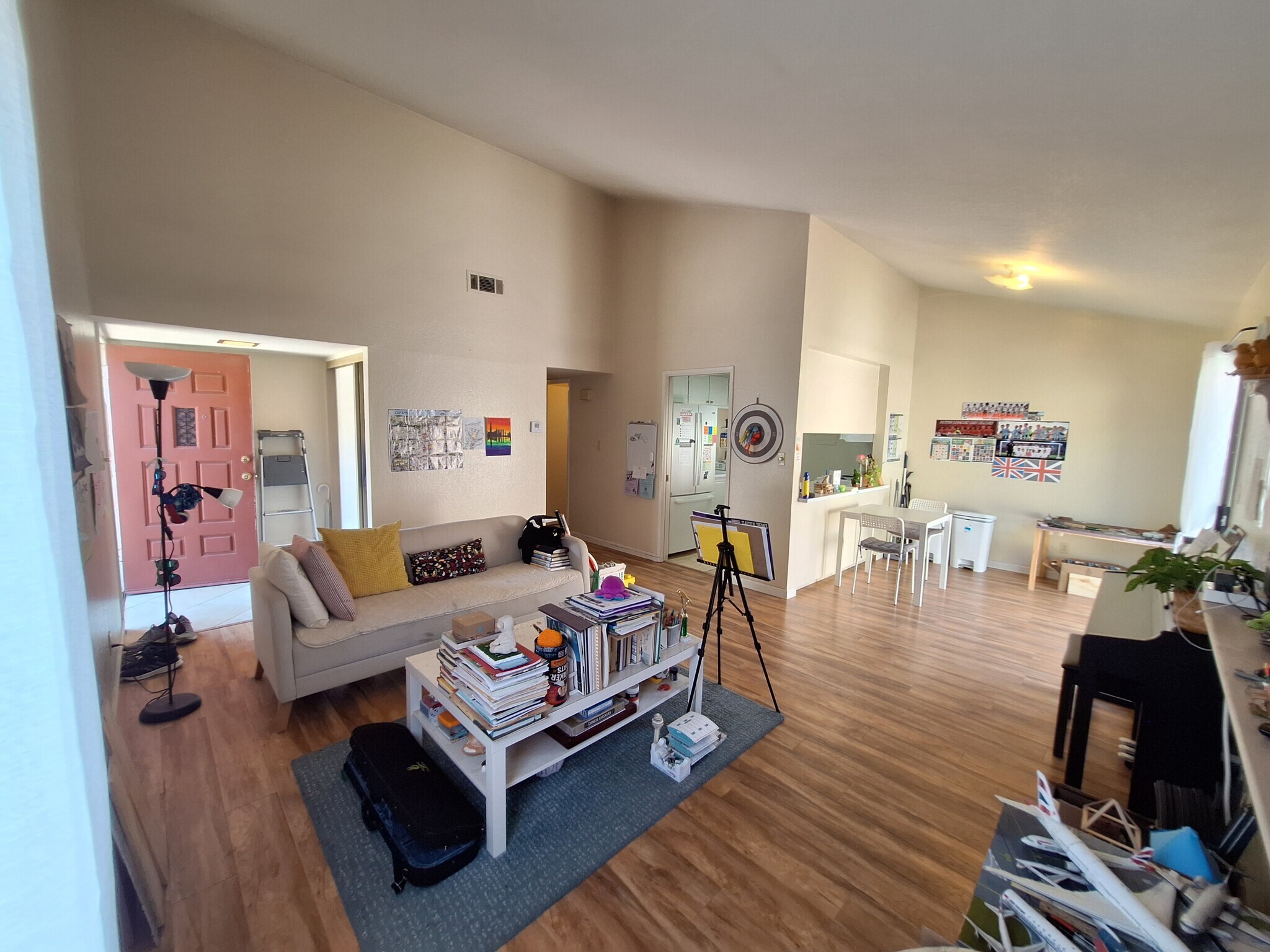 Building Photo - 5042 Glide Dr