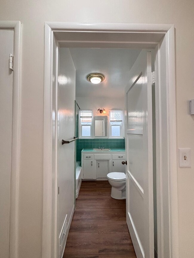 Building Photo - 12147 Hallwood Dr