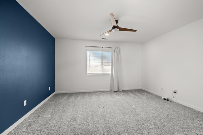 Building Photo - 80425 Enclave Ct