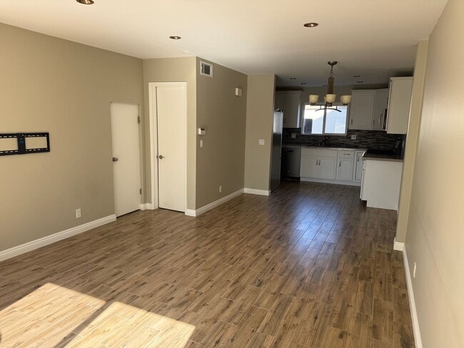 Building Photo - 4038 Argyle Dr