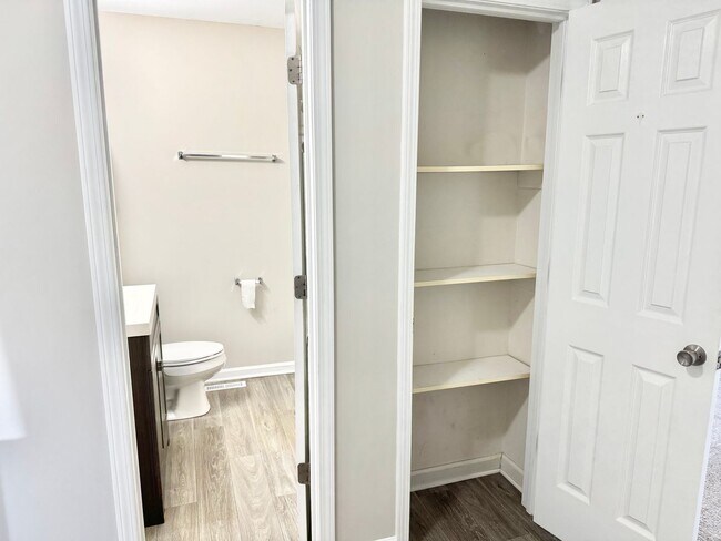 Building Photo - Newly Renovated Three Bedroom Close to Ft. Campbell