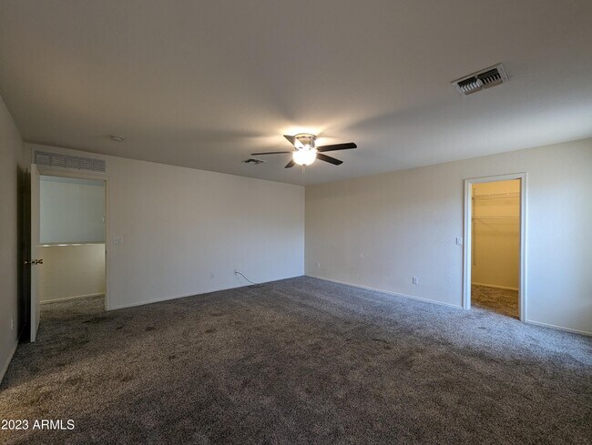 Building Photo - 3215 W St Anne Ave