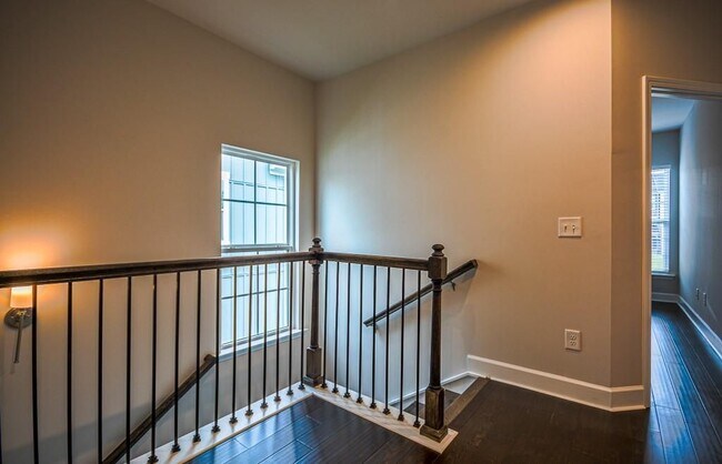 Building Photo - 845 Atwood Ln