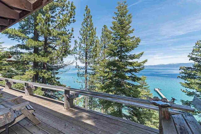 Building Photo - Beautiful west shore lakefront home in Tahoma