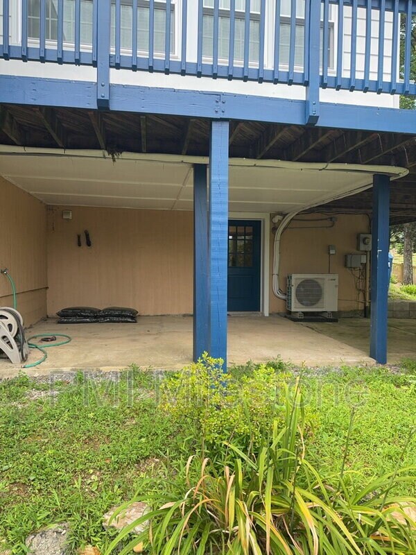Building Photo - 23031 Frederick Rd