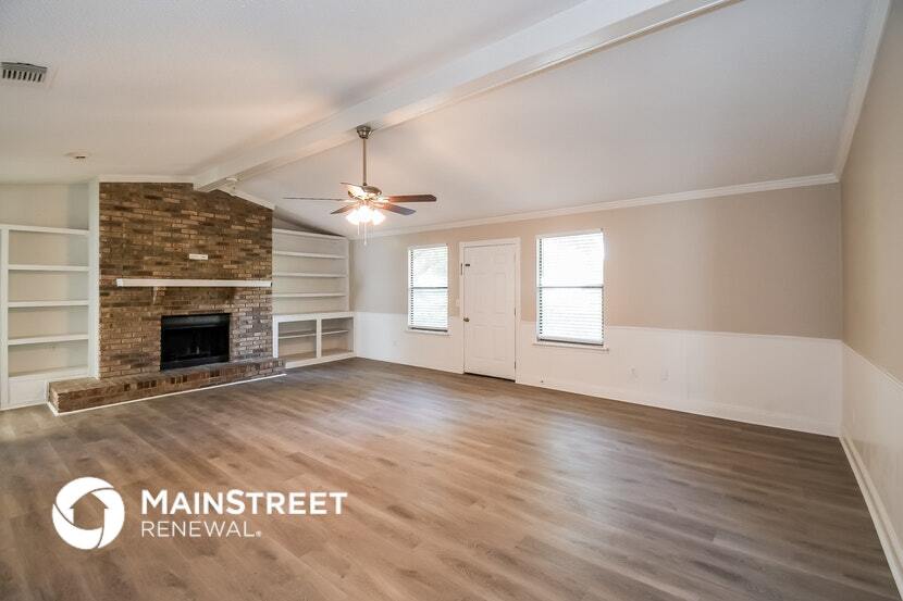Building Photo - 12415 Autumnbrook Trail W