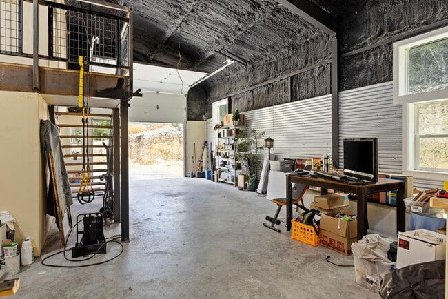 Building Photo - 144 Roland Trail