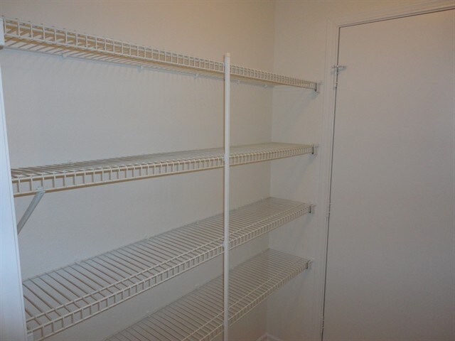 Building Photo - 9211 Wandflower Dr