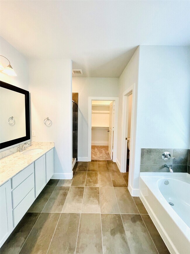Building Photo - 216 Catalina Cove Dr